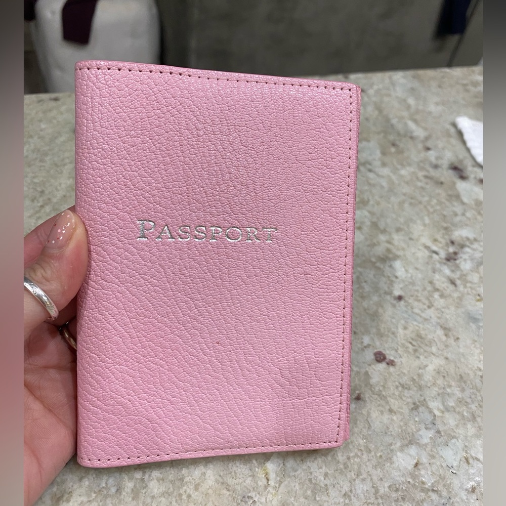 Tiffany Passport Holder - Pink